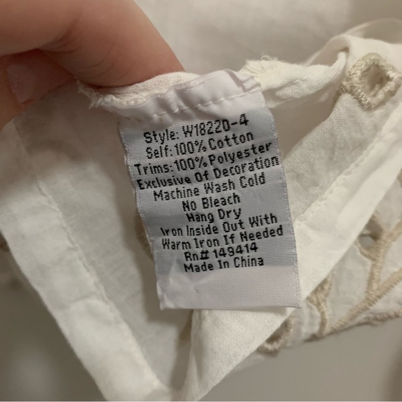 Johnny Was Workshop floral embroidered blouse size XS - Picture 14 of 14